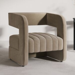 Qailah chair